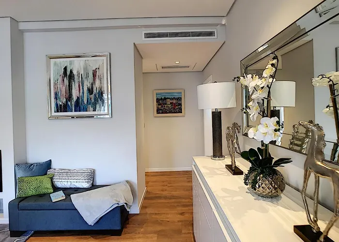 Lägenhet Paradise By Lovelystay *